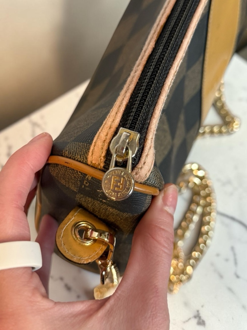 Vintage Fendi Pequin Checker Crossbody / Shoulder Blag Brown Zucca PVC Chain Bag - Picture 5 of 11